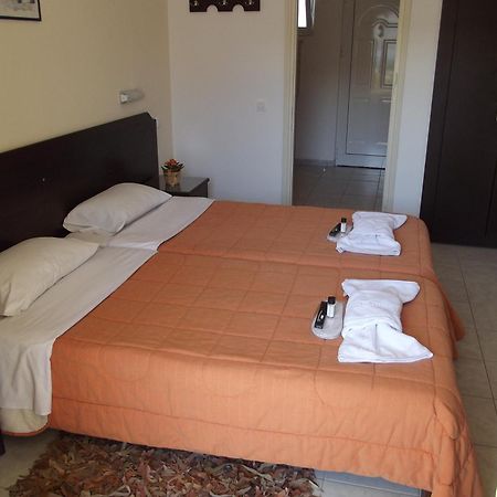 Konstantina Apartments Kavos Exterior photo