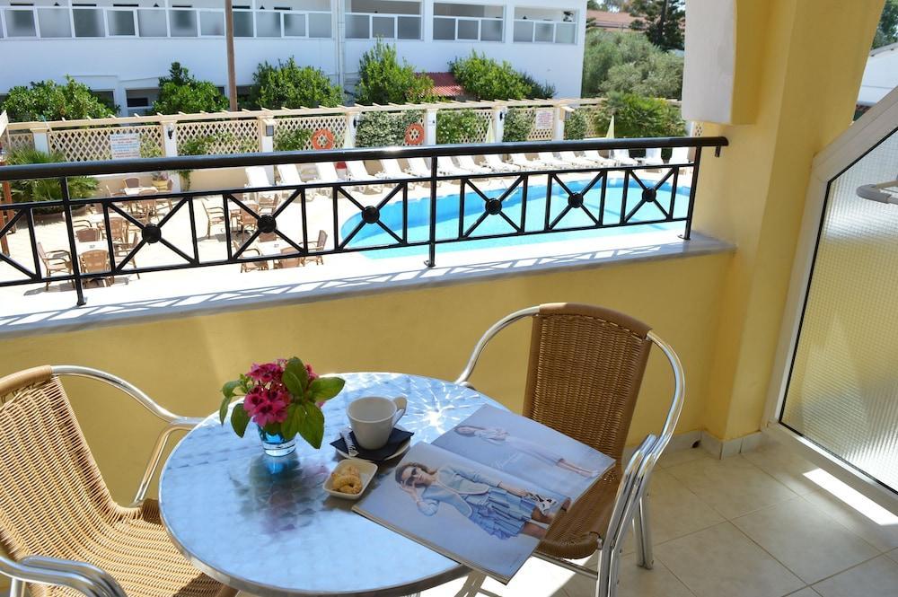 Konstantina Apartments Kavos Exterior photo