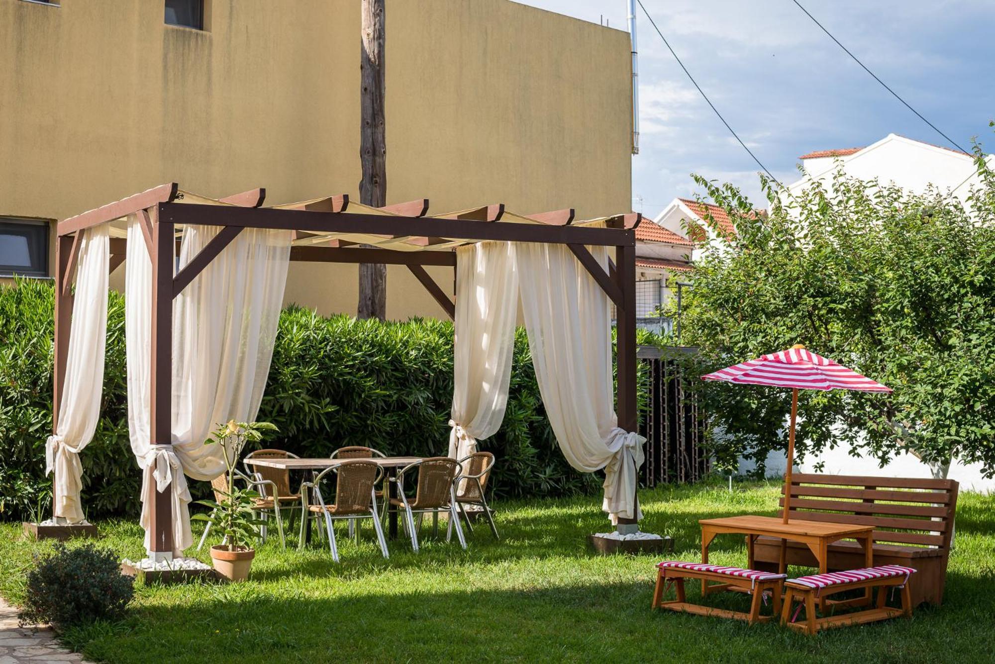 Konstantina Apartments Kavos Exterior photo