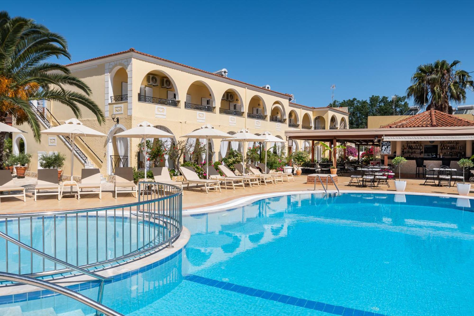 Konstantina Apartments Kavos Exterior photo