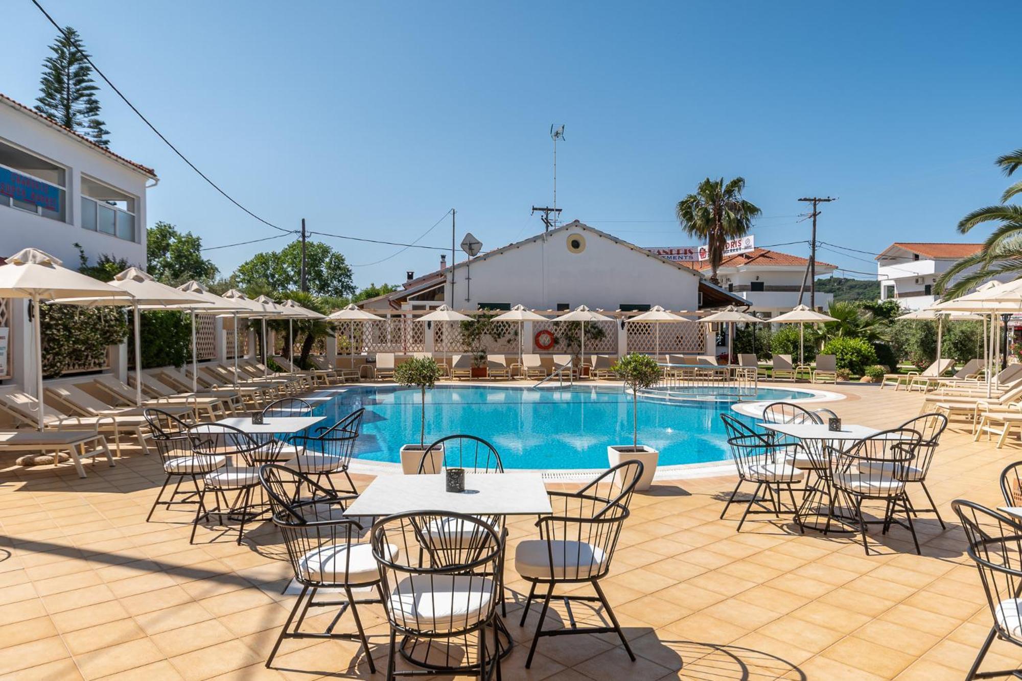 Konstantina Apartments Kavos Exterior photo